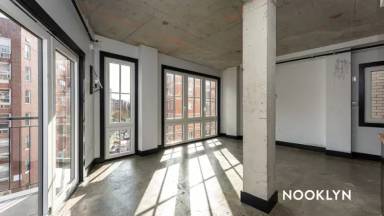 Main picture of 639 Foster Ave