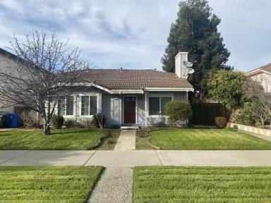 Main picture of 4741 Paseo Padre Pkwy