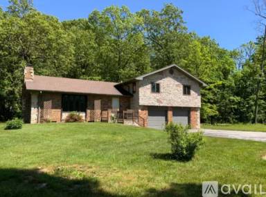 Main picture of 3006 S Farm Road 227
