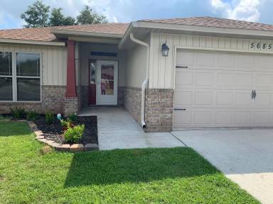 Main picture of 5685 Peach Dr