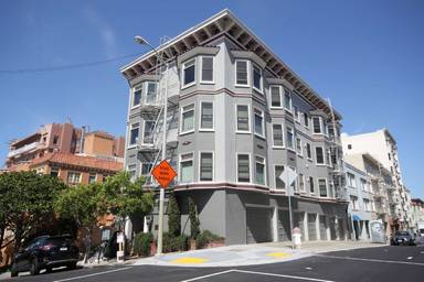 Main picture of 1400 Greenwich St