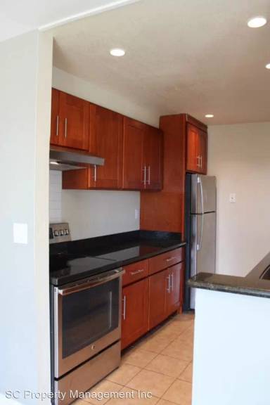 Main picture of 180 Oxford Ln