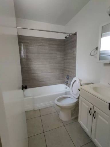 Main picture of 6220 Lemona Ave
