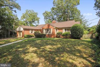Main picture of 3303 Winnett Rd