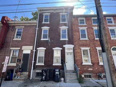 Main picture of 548 Cherry St