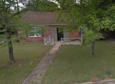Main picture of 206 S Monroe St