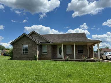 Main picture of 437 American Dr