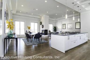 Main picture of 220 P St NW