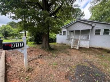 Main picture of 309 Walker Ave