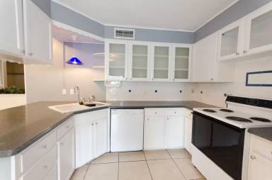 Main picture of 3402 Tanglewood Dr