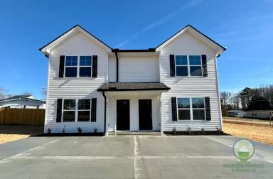 Main picture of 377 Echo Cir
