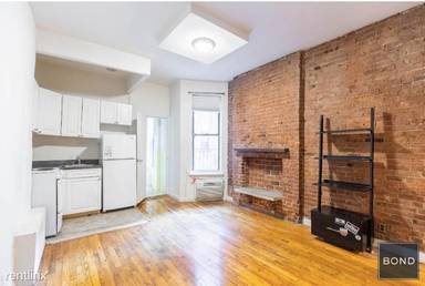 Main picture of 1670 York Ave