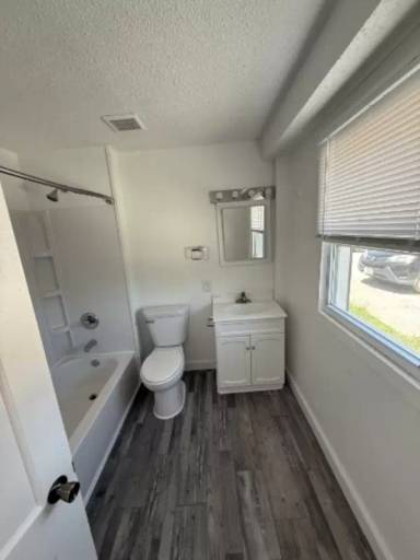 Main picture of 420 Water St
