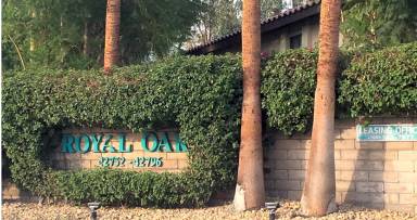 Main picture of Royal Oaks Apartments