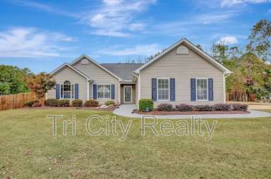 Main picture of 116 Suwanee Ct