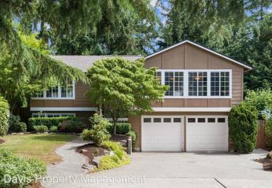 Main picture of 9204 NE 139th St