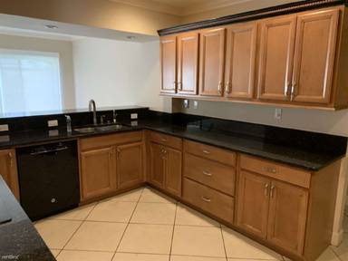 Main picture of 4851 N 37th St