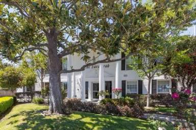 Main picture of 1945 Mount Vernon Ct