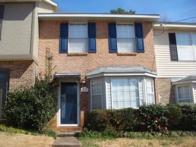 Main picture of 1042 Chinook St