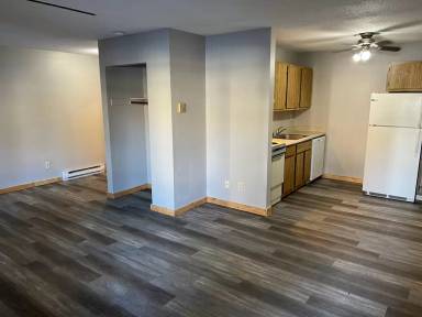 Main picture of 920 6th Ave N