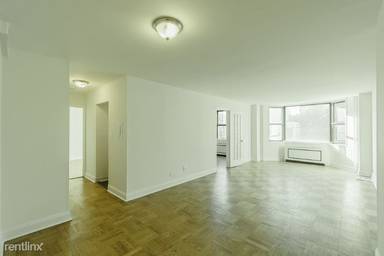 Main picture of 400 E 71st St Apartments