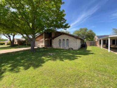 Main picture of 4606 Trailwood Dr