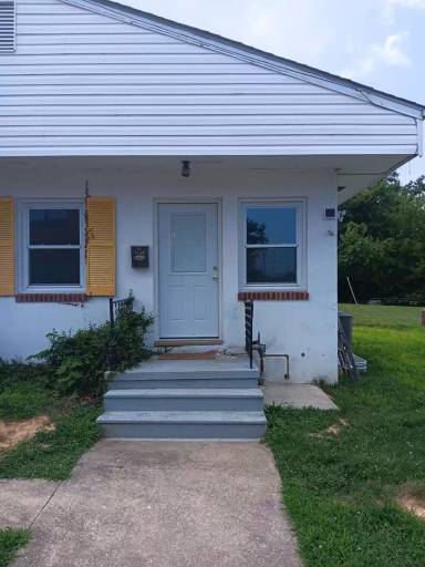 Main picture of 301 W Bel Air Ave