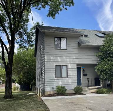 Main picture of 1506 West St