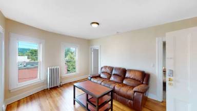 Main picture of 146 Beethoven St