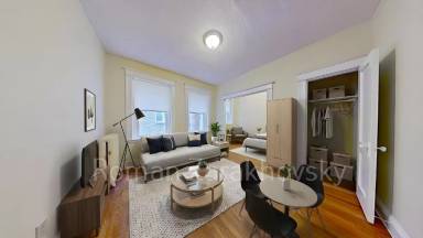 Main picture of 64 Woodstock Ave