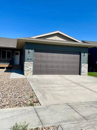 Main picture of 518 Copperfield Dr