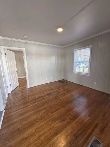 Main picture of 1413-57 W 4th St