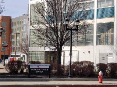 Main picture of 320 Claremont Ave