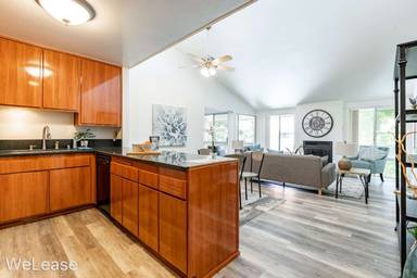 Main picture of 1801 Diamond St