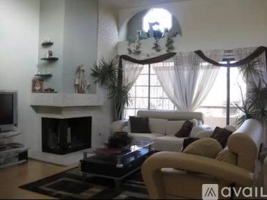 Main picture of 441 E San Jose Ave