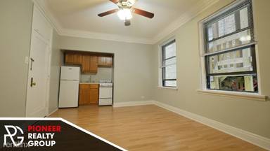 Main picture of 3831 N Fremont St
