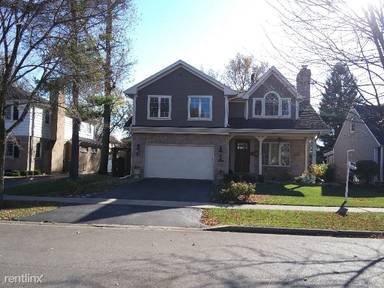 Main picture of 2339 Oak Ave