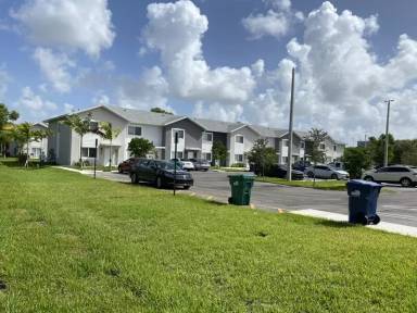 Main picture of 2754 NW 191st Ter