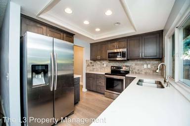 Main picture of 8194 Crowley Cir
