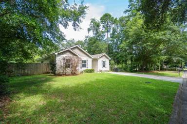 Main picture of 3018 Grady Rd
