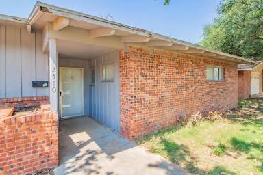 Main picture of 2510 56th St