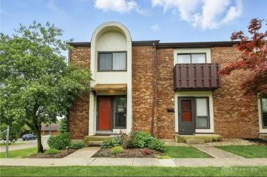 Main picture of 647 Villa Rd