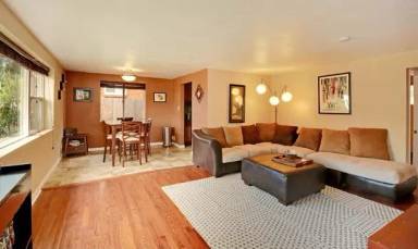 Main picture of 3073 Birch St