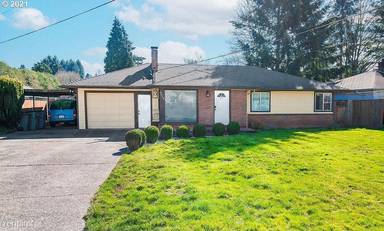 Main picture of 3419 E 18th St