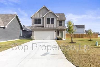 Main picture of 374 Wayne Way