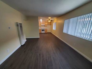 Main picture of 4846 W 116th St