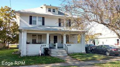 Main picture of 2107 Olive St
