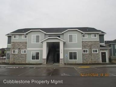Main picture of 1729 N Madderlake Ave