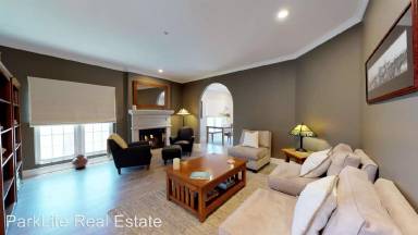 Main picture of 229 Orange Ave