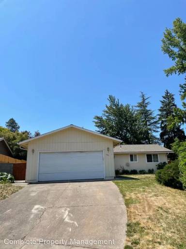 Main picture of 581 N Wexford Cir